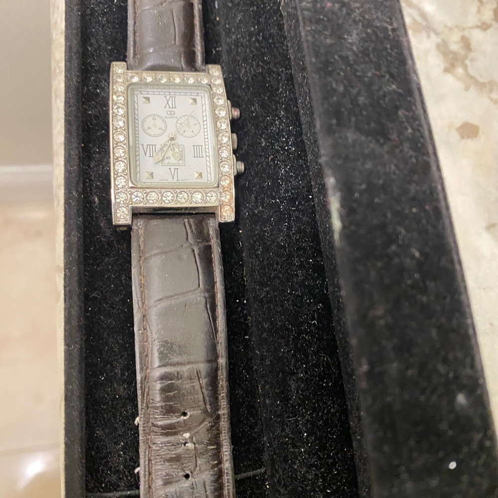 Beautiful Rectangle Watch - image 5